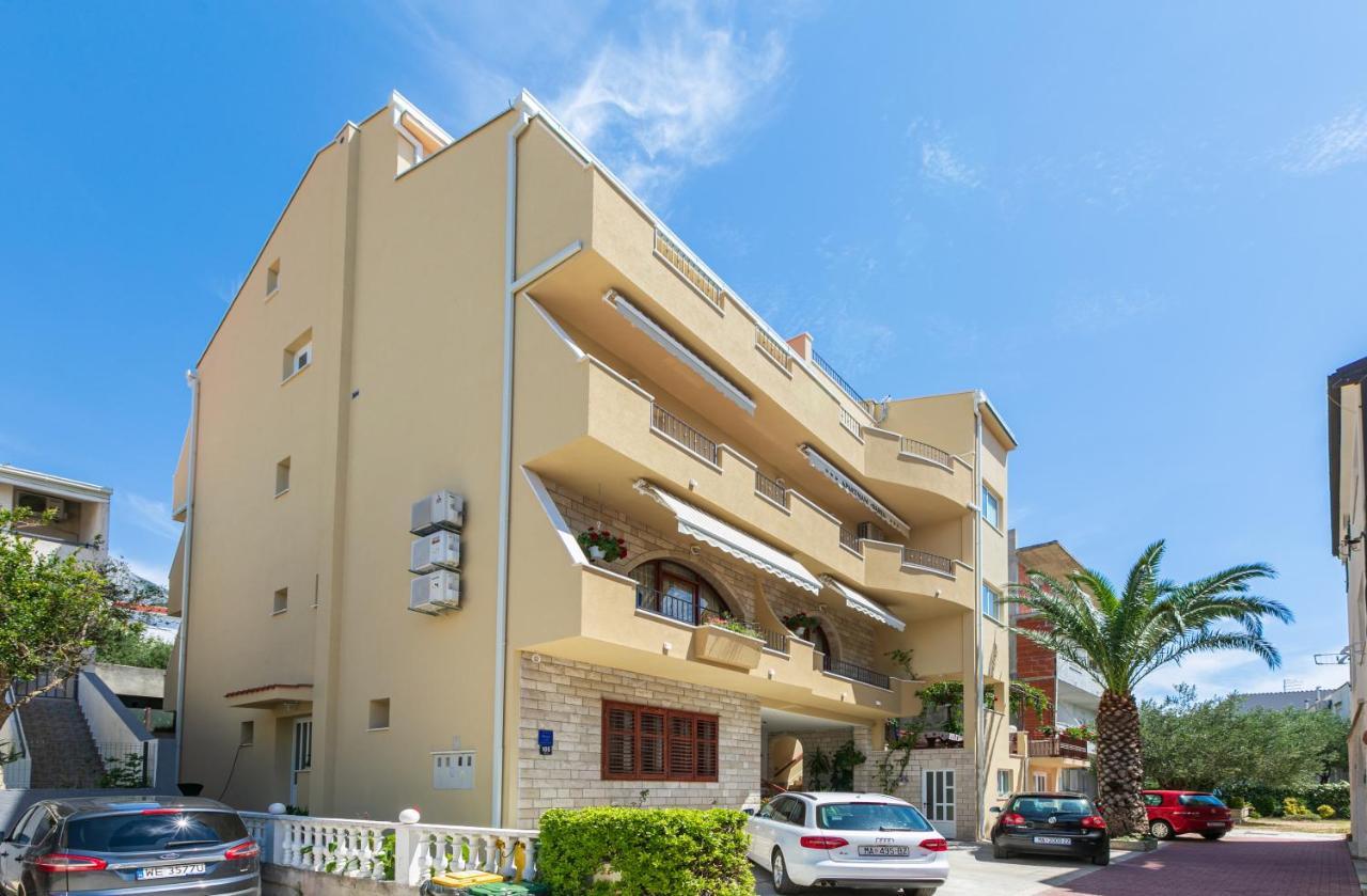 Apartments Barba Tučepi Exterior foto